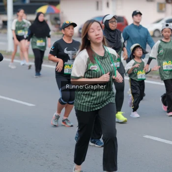 Runner Photo 1452134