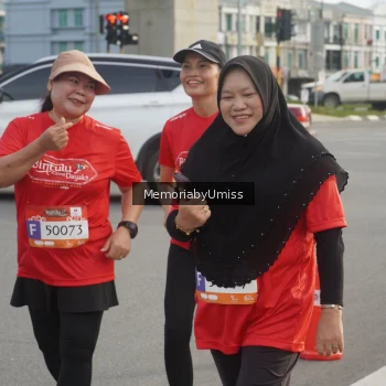Runner Photo 1452573