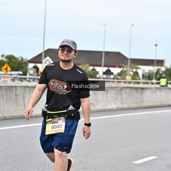 Runner Photo 1452728
