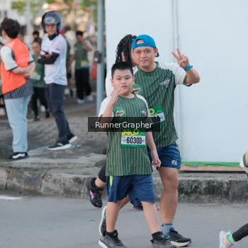 Runner Photo 1452740