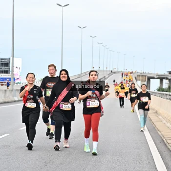 Runner Photo 1452764