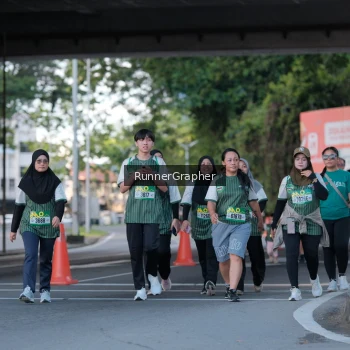 Runner Photo 1452787
