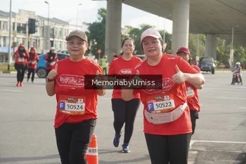 Runner Photo 1452810