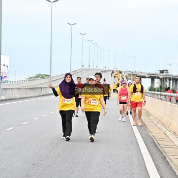 Runner Photo 1452982