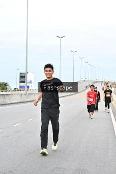 Runner Photo 1453156