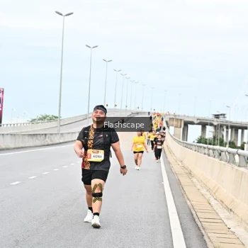 Runner Photo 1453186