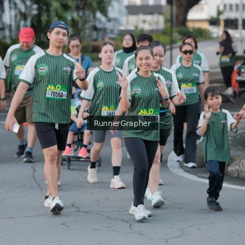 Runner Photo 1453472
