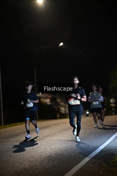Runner Photo 1453635