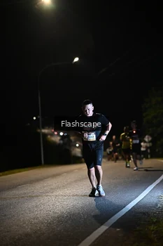Runner Photo 1453795