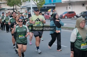 Runner Photo 1456064