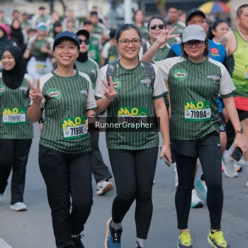 Runner Photo 1456202