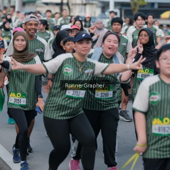 Runner Photo 1456624