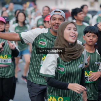 Runner Photo 1456670
