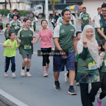 Runner Photo 1457937