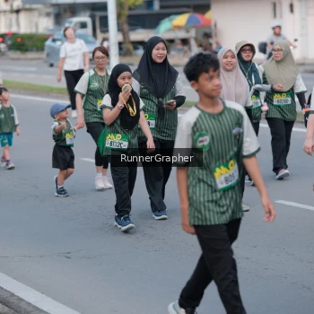 Runner Photo 1458252