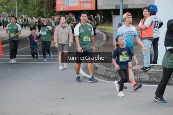 Runner Photo 1458375