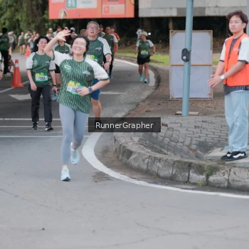 Runner Photo 1458459