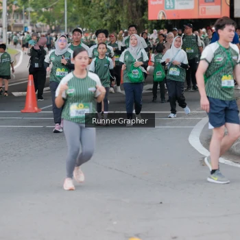 Runner Photo 1458464