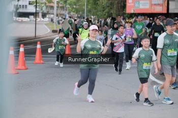 Runner Photo 1458719