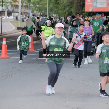 Runner Photo 1458721