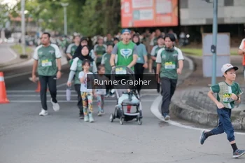 Runner Photo 1458748