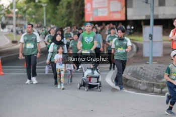 Runner Photo 1458750