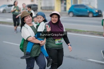 Runner Photo 1458772