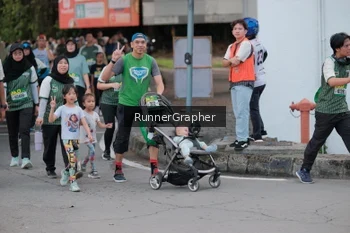 Runner Photo 1458777