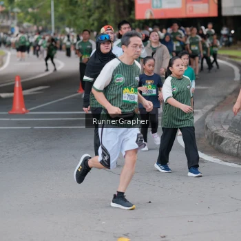 Runner Photo 1458791