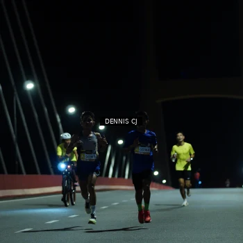 Runner Photo 1459150