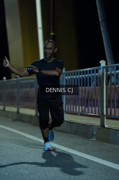 Runner Photo 1459735