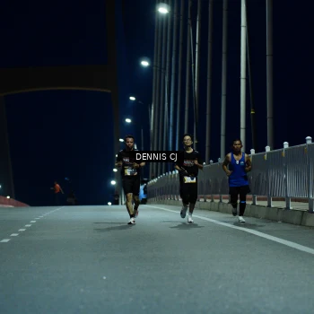Runner Photo 1459887