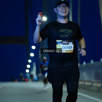 Runner Photo 1459945