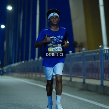 Runner Photo 1459950