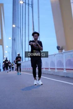 Runner Photo 1460600