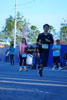 Runner Photo 1470743