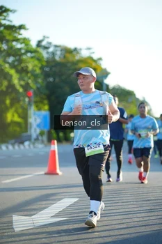 Runner Photo 1473390