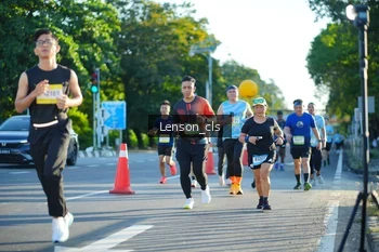Runner Photo 1473584