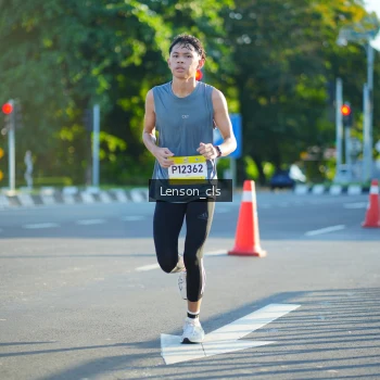 Runner Photo 1473726