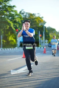 Runner Photo 1473739
