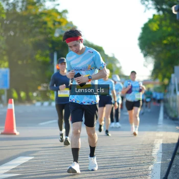Runner Photo 1473744