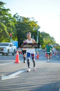 Runner Photo 1473755