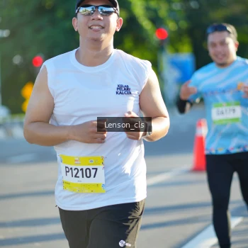 Runner Photo 1473876
