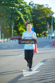 Runner Photo 1473930