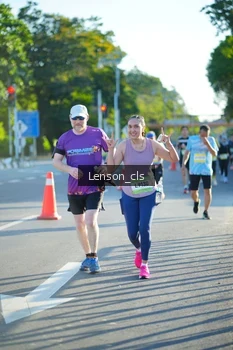 Runner Photo 1474165