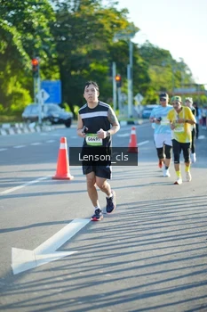 Runner Photo 1474171
