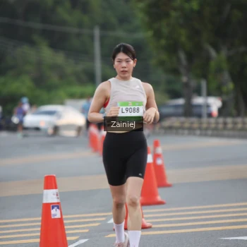 Runner Photo 1474187