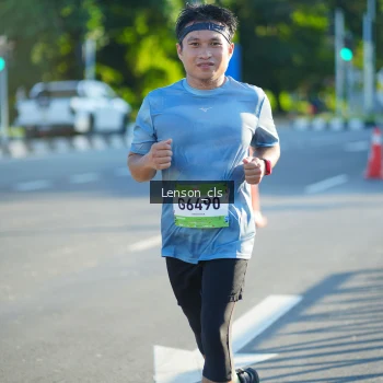 Runner Photo 1474213