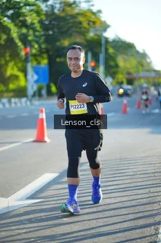 Runner Photo 1474237