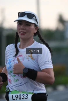Runner Photo 1474392